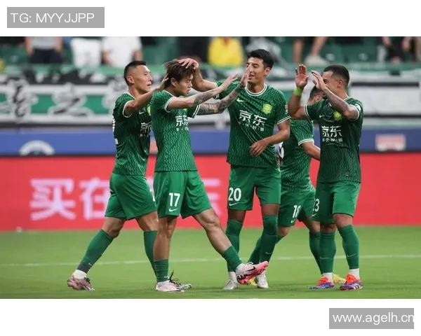 万众瞩目7000名北京球迷与3万河南球迷齐聚苏州共襄足协杯盛宴